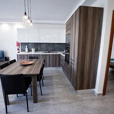 Lovely By The Sea. Mf1 Appartamento *