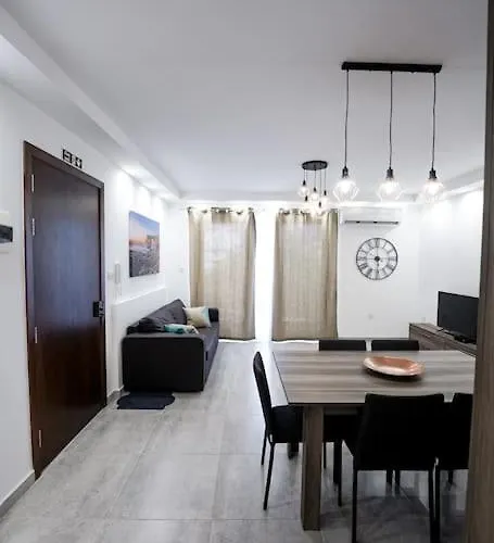 Lovely By The Sea. Mf1 * St. Paul's Bay